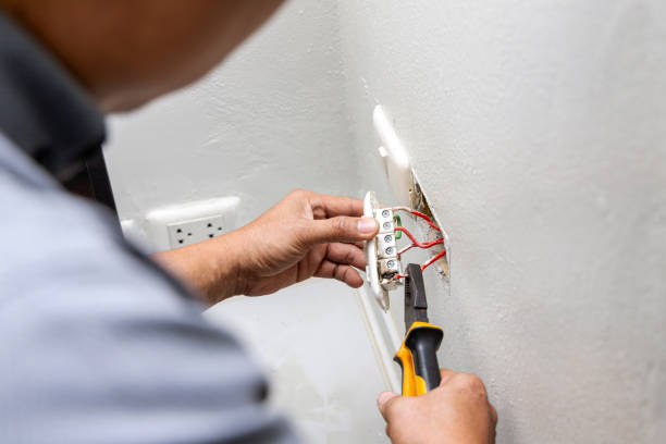 Best Emergency Electrical Repair  in Oneonta, AL