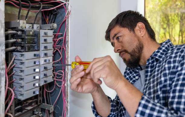 Best Affordable Emergency Electrician  in Oneonta, AL